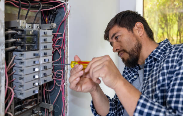 Best Electrical Contractors for Businesses  in Hondo, TX